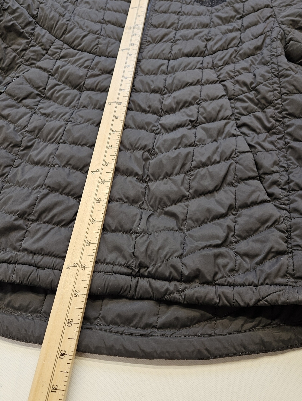 North Face Thermoball Jacket Mens Small Full Zip Quilted Puffer NF0A3JPO Black - Picture 8 of 10